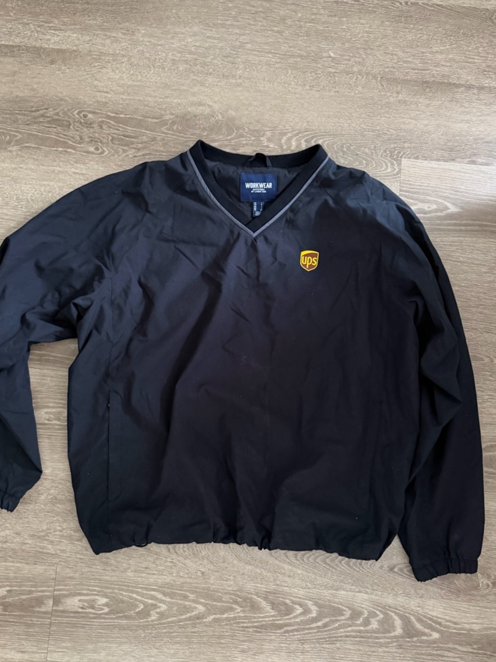UPS Black V-Neck Long Sleeve Pullover